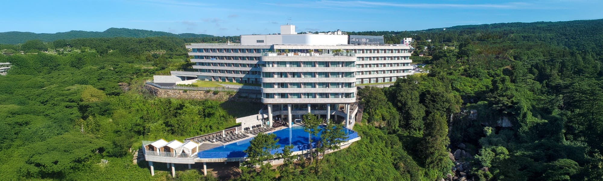 hidden cliff 2000x600